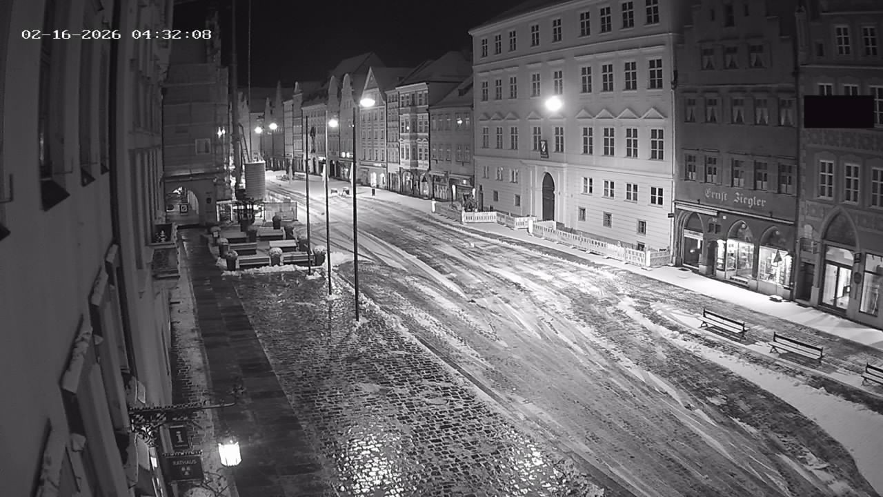 Archiv Foto Webcam Landshut: Blick vom Rathaus auf die Residenz