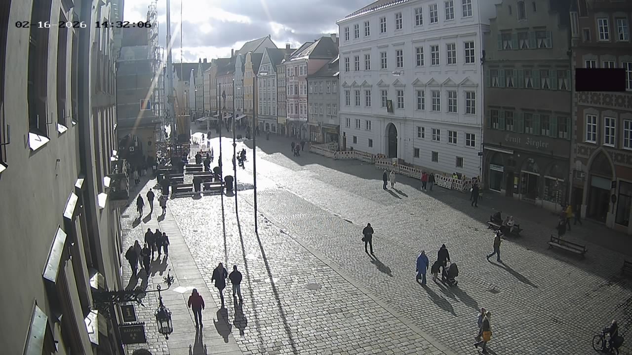 Archiv Foto Webcam Landshut: Blick vom Rathaus auf die Residenz