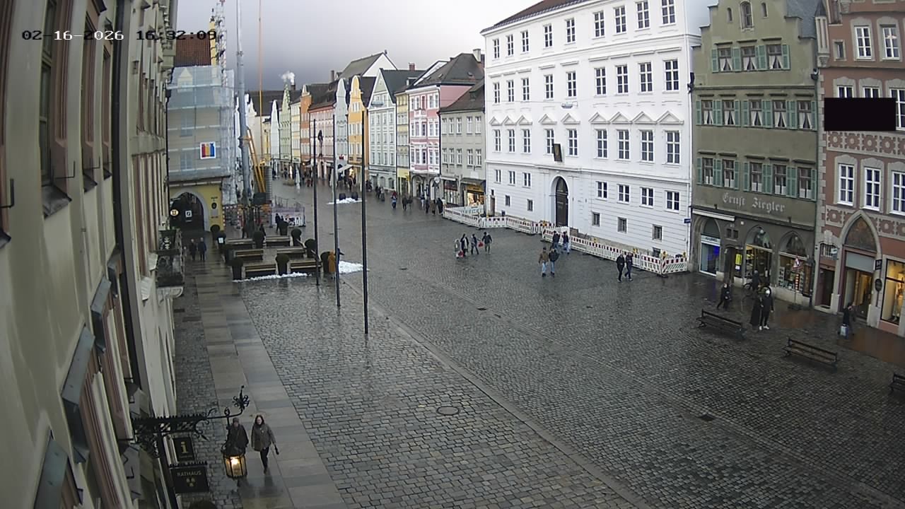 Archiv Foto Webcam Landshut: Blick vom Rathaus auf die Residenz