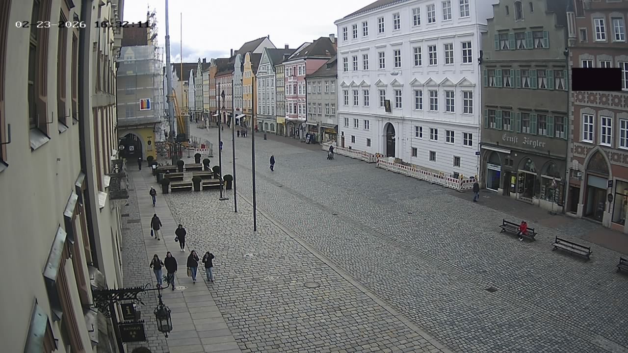 Archiv Foto Webcam Landshut: Blick vom Rathaus auf die Residenz