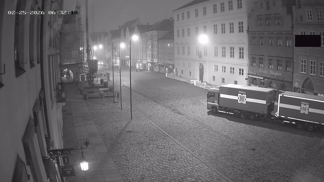 Archiv Foto Webcam Landshut: Blick vom Rathaus auf die Residenz