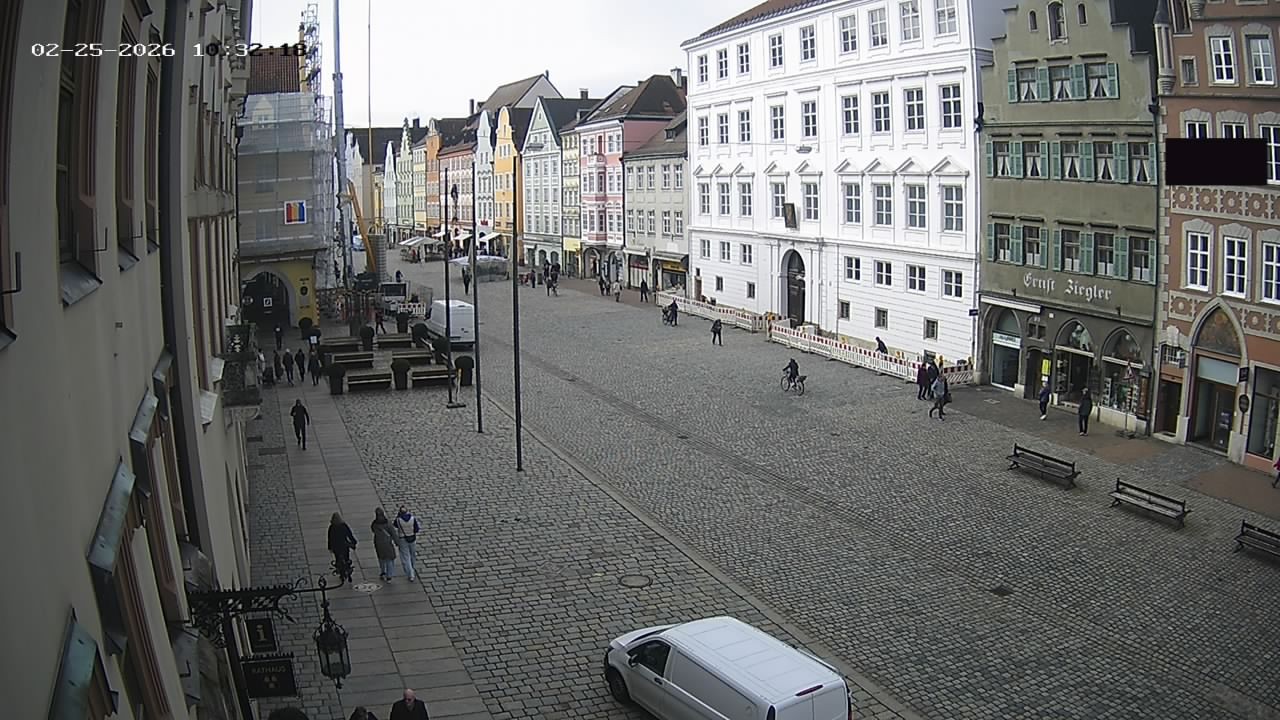 Archiv Foto Webcam Landshut: Blick vom Rathaus auf die Residenz
