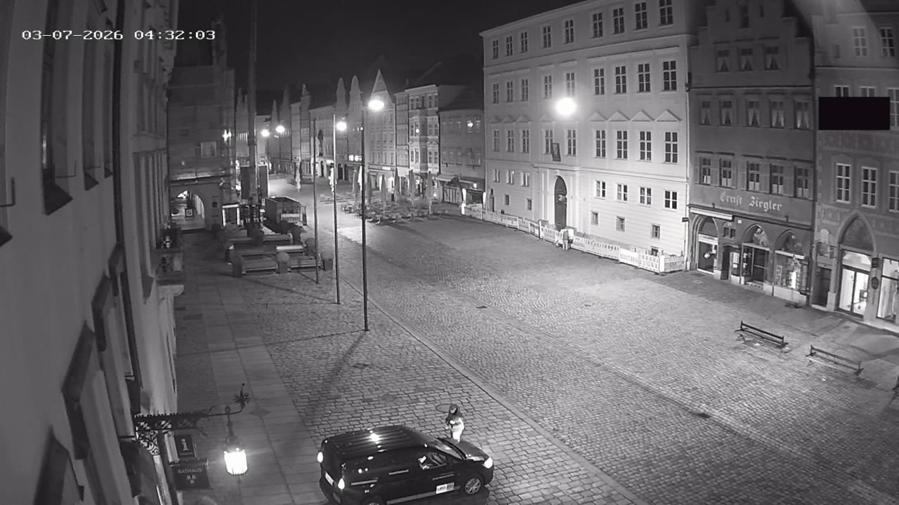 Archiv Foto Webcam Landshut: Blick vom Rathaus auf die Residenz