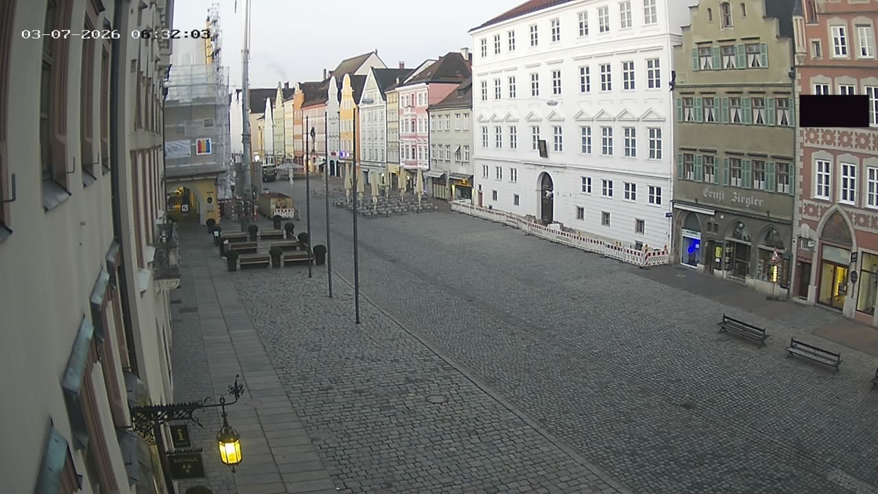 Archiv Foto Webcam Landshut: Blick vom Rathaus auf die Residenz