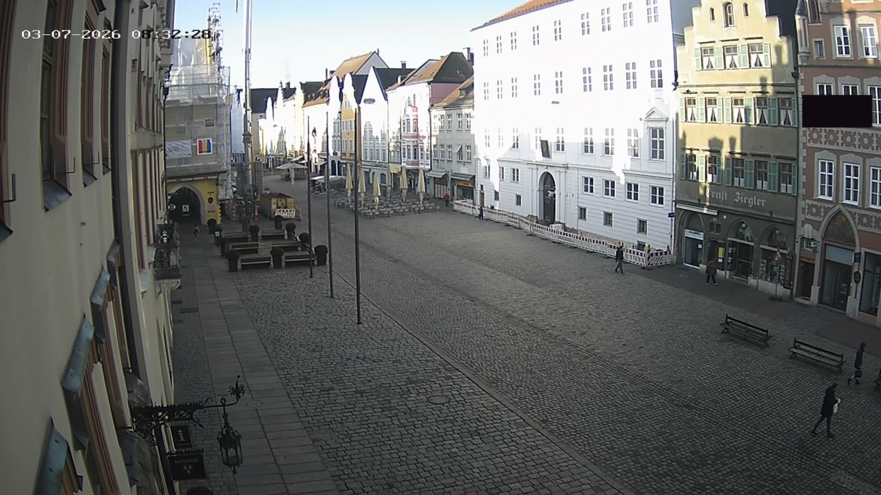 Archiv Foto Webcam Landshut: Blick vom Rathaus auf die Residenz