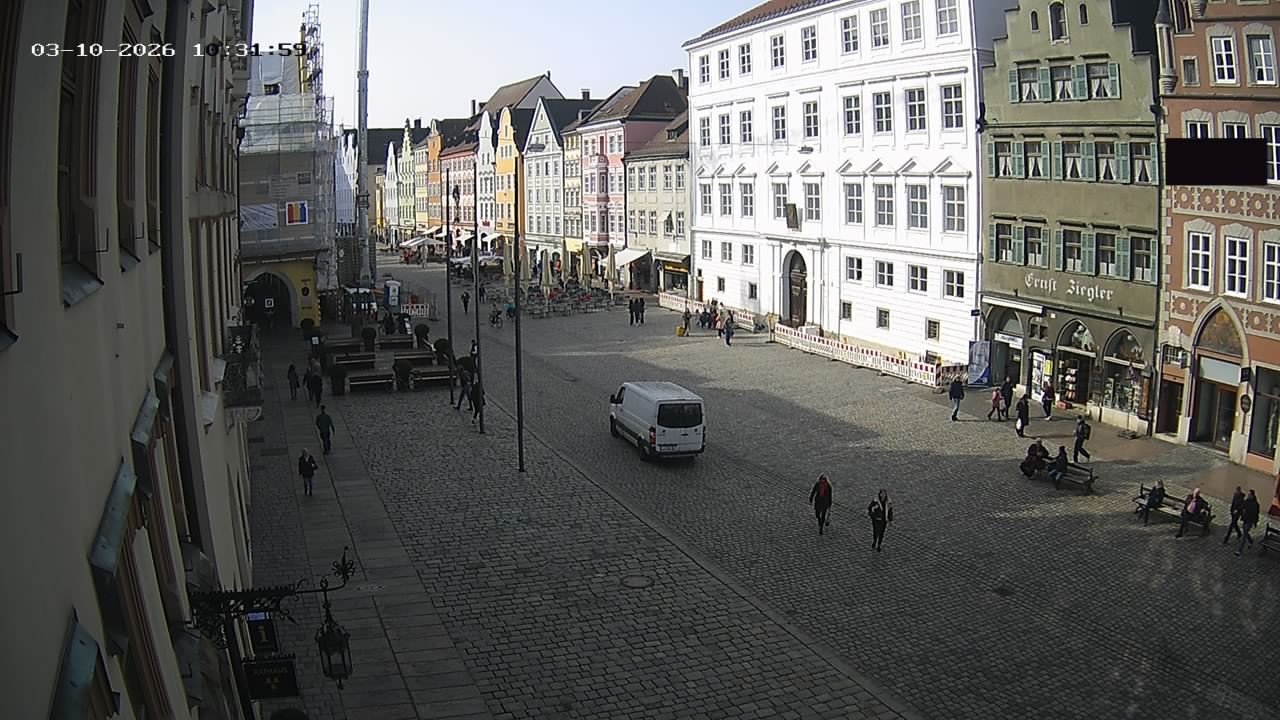 Archiv Foto Webcam Landshut: Blick vom Rathaus auf die Residenz