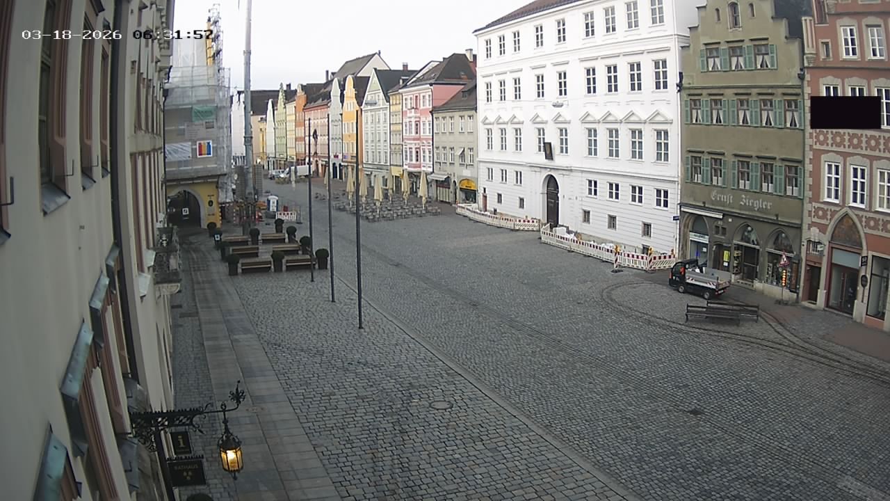 Archiv Foto Webcam Landshut: Blick vom Rathaus auf die Residenz