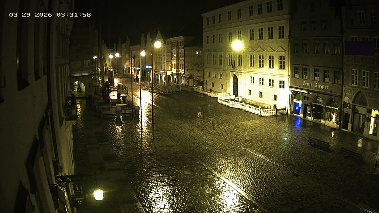 Archiv Foto Webcam Landshut: Blick vom Rathaus auf die Residenz