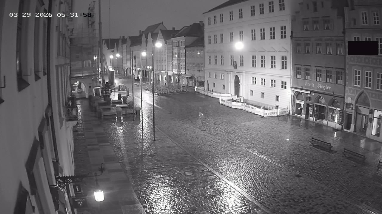 Archiv Foto Webcam Landshut: Blick vom Rathaus auf die Residenz