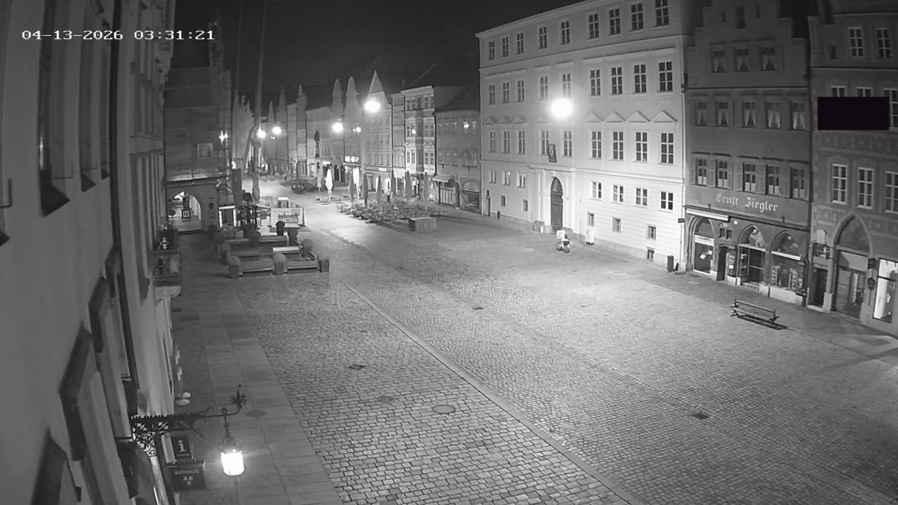 Archiv Foto Webcam Landshut: Blick vom Rathaus auf die Residenz