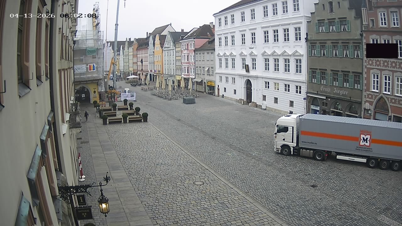 Archiv Foto Webcam Landshut: Blick vom Rathaus auf die Residenz