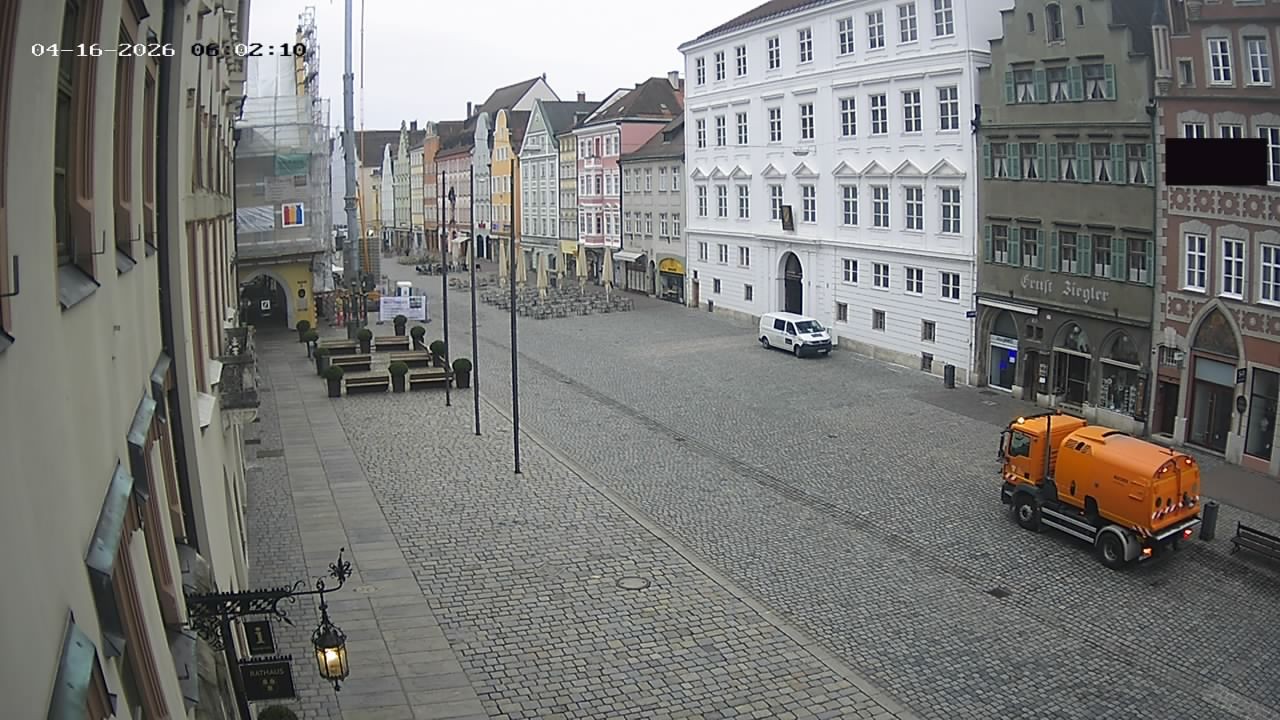 Archiv Foto Webcam Landshut: Blick vom Rathaus auf die Residenz