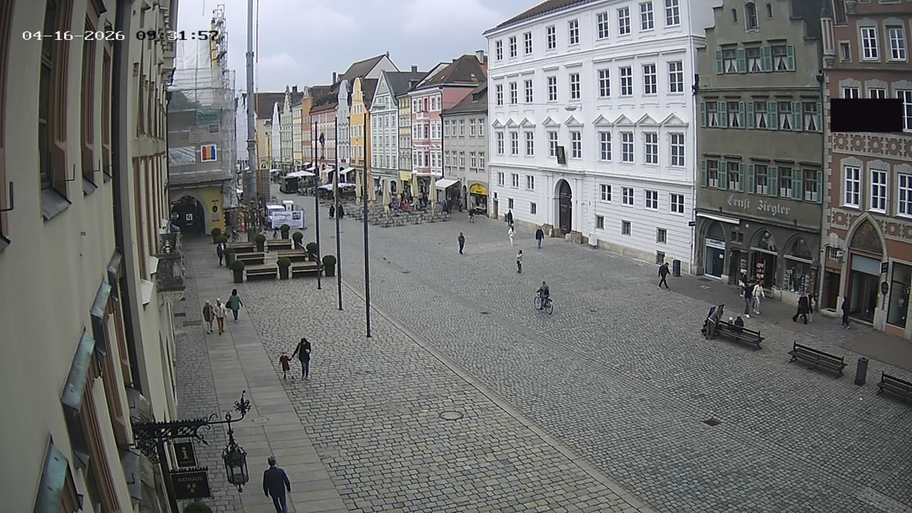 Archiv Foto Webcam Landshut: Blick vom Rathaus auf die Residenz