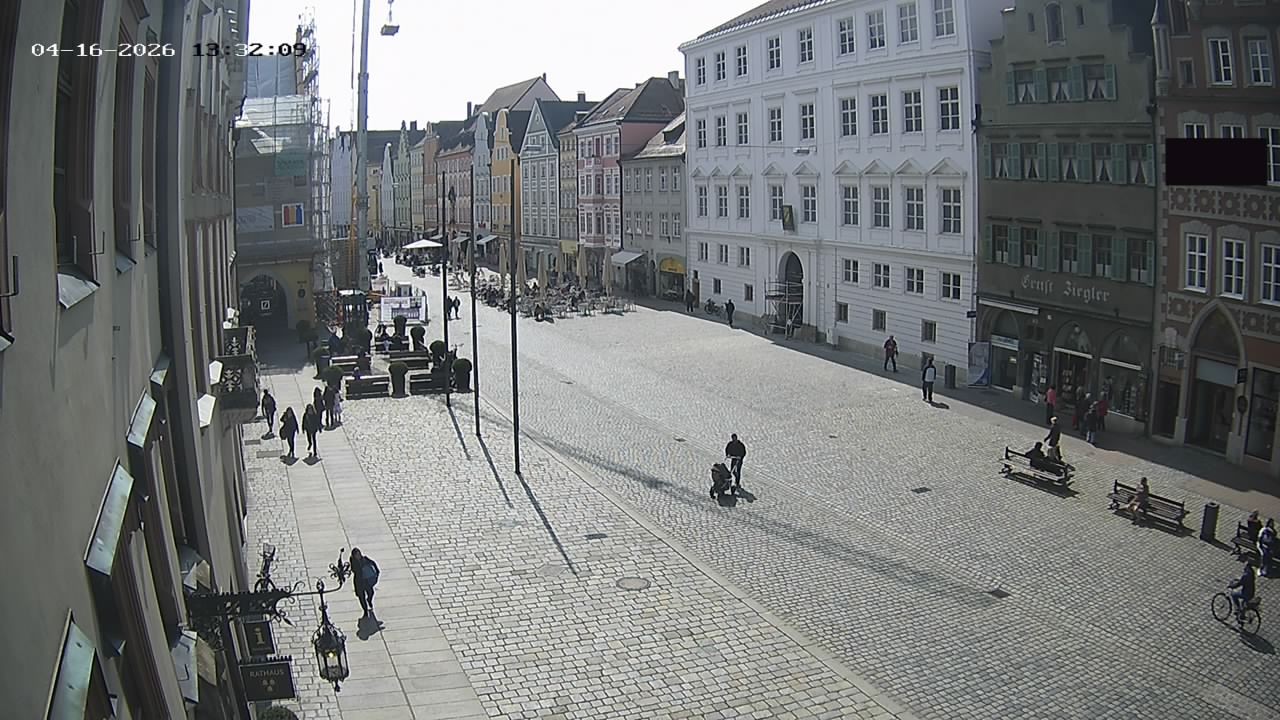 Archiv Foto Webcam Landshut: Blick vom Rathaus auf die Residenz
