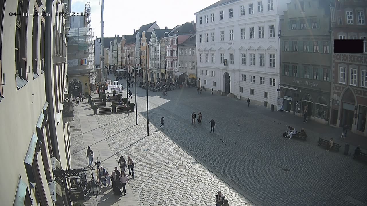 Archiv Foto Webcam Landshut: Blick vom Rathaus auf die Residenz