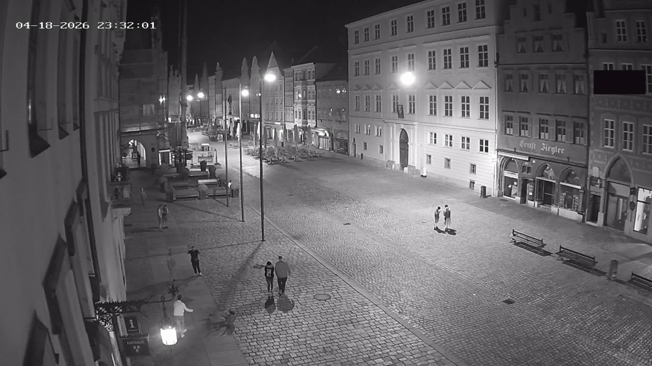 Archiv Foto Webcam Landshut: Blick vom Rathaus auf die Residenz