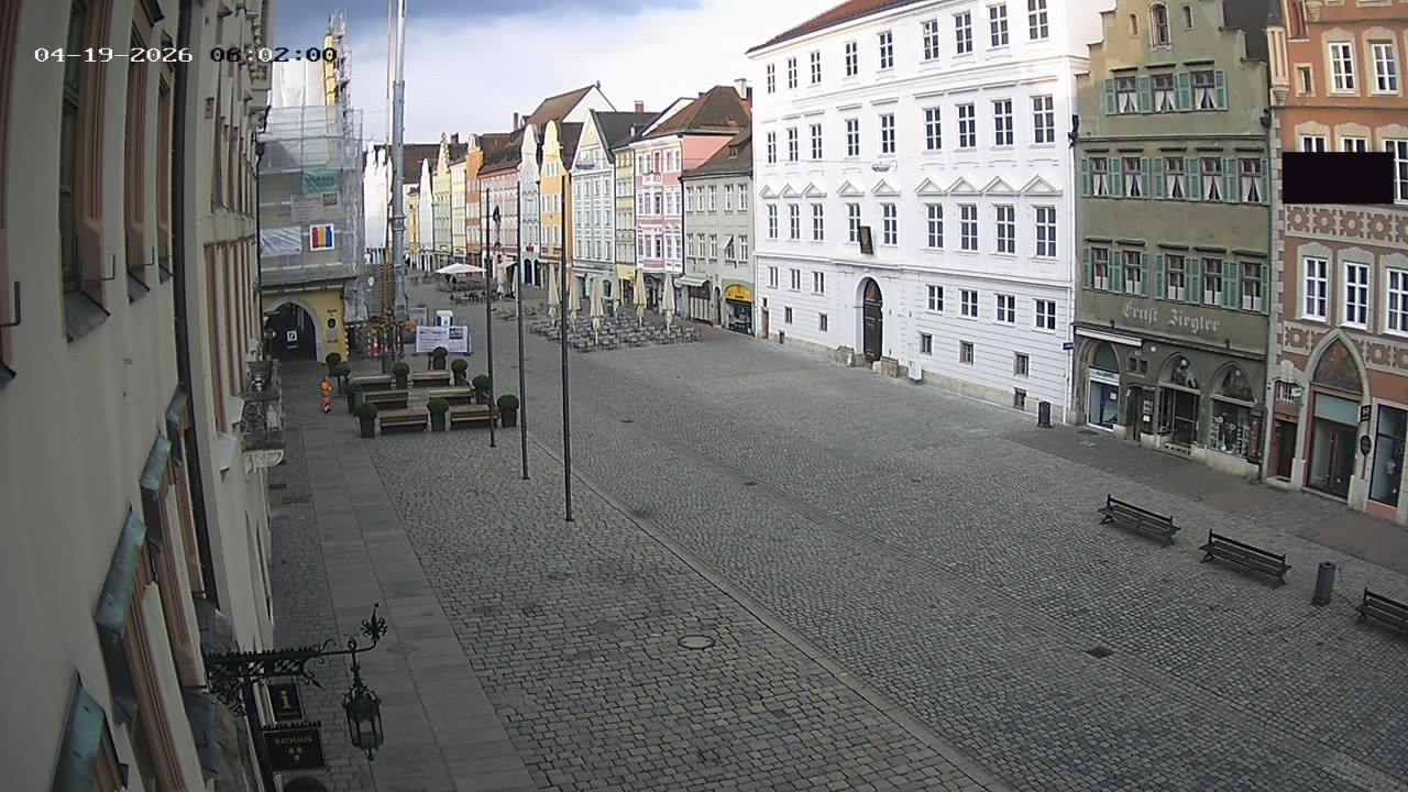 Archiv Foto Webcam Landshut: Blick vom Rathaus auf die Residenz