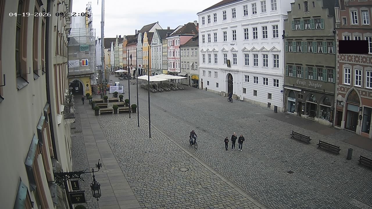 Archiv Foto Webcam Landshut: Blick vom Rathaus auf die Residenz