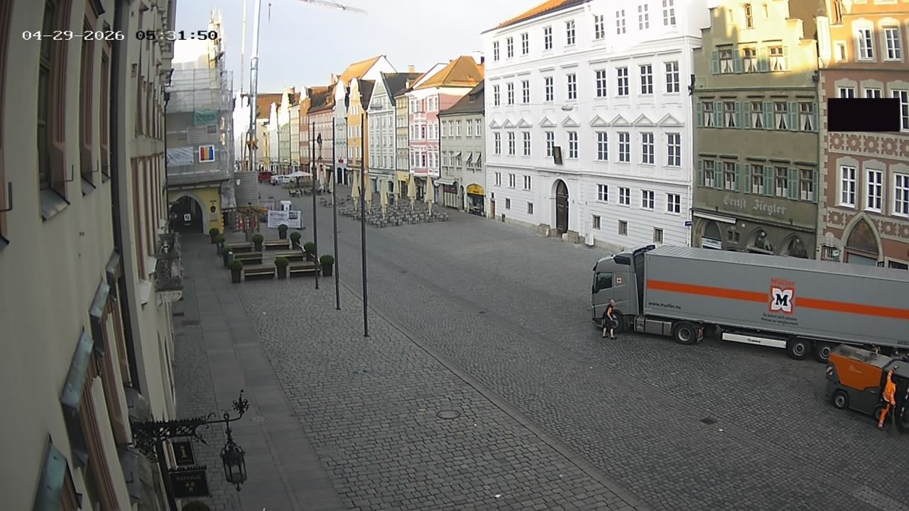 Archiv Foto Webcam Landshut: Blick vom Rathaus auf die Residenz