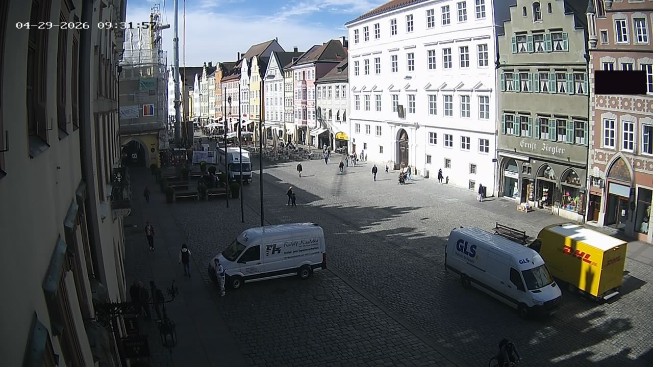 Archiv Foto Webcam Landshut: Blick vom Rathaus auf die Residenz