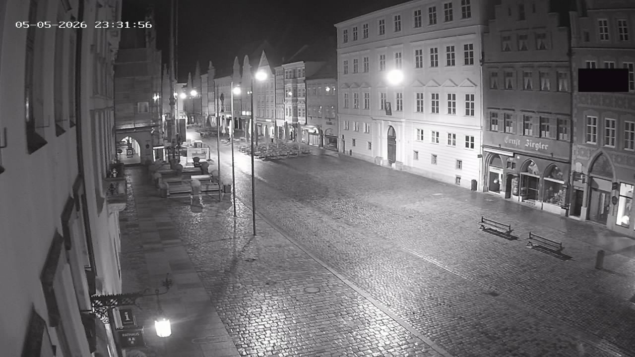 Archiv Foto Webcam Landshut: Blick vom Rathaus auf die Residenz