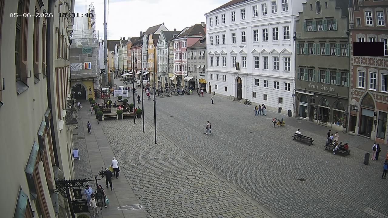 Archiv Foto Webcam Landshut: Blick vom Rathaus auf die Residenz