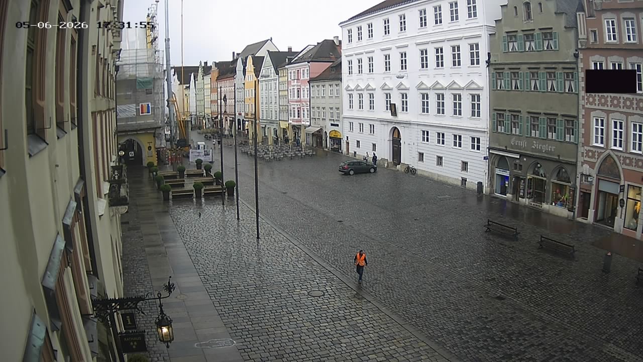 Archiv Foto Webcam Landshut: Blick vom Rathaus auf die Residenz