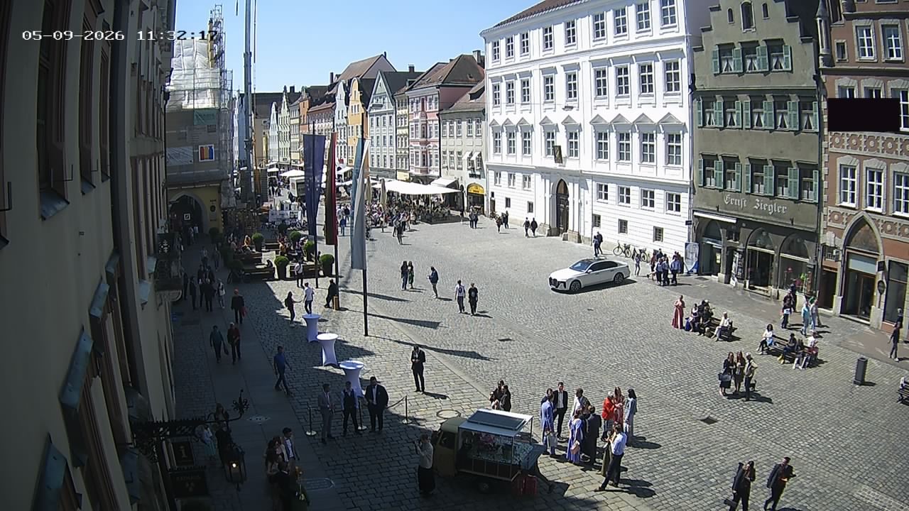 Archiv Foto Webcam Landshut: Blick vom Rathaus auf die Residenz
