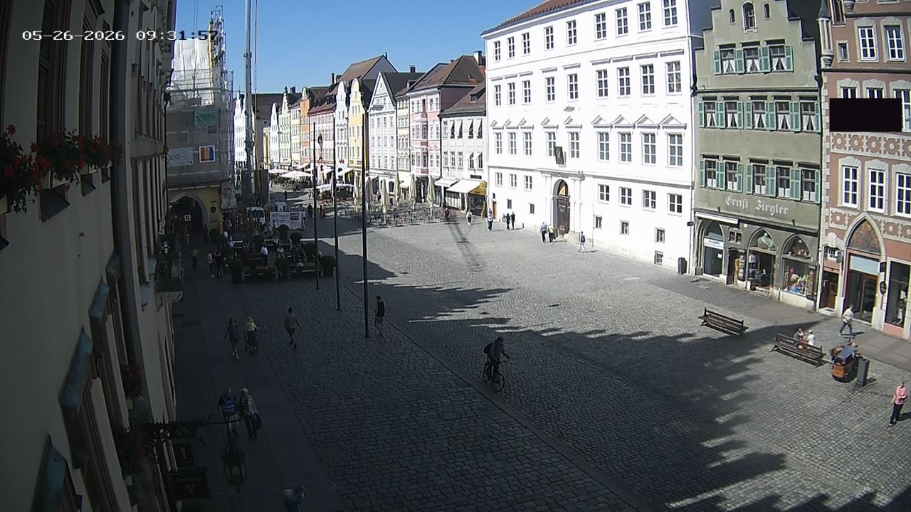 Archiv Foto Webcam Landshut: Blick vom Rathaus auf die Residenz