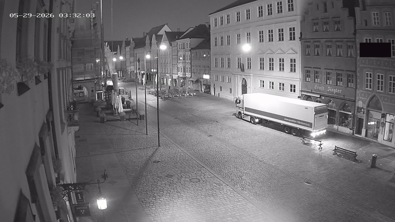 Archiv Foto Webcam Landshut: Blick vom Rathaus auf die Residenz