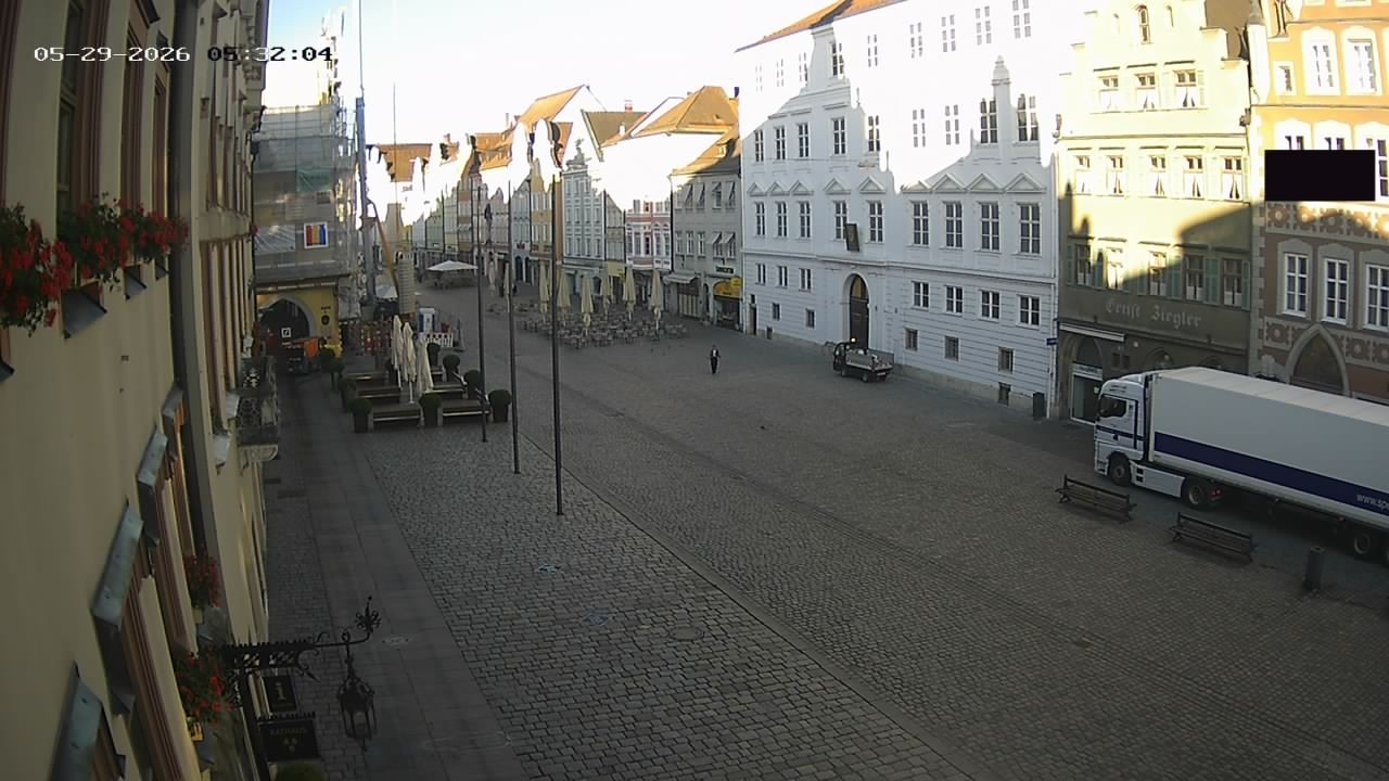 Archiv Foto Webcam Landshut: Blick vom Rathaus auf die Residenz