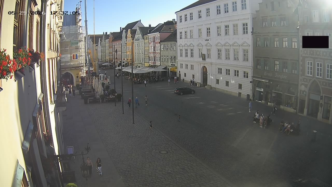Archiv Foto Webcam Landshut: Blick vom Rathaus auf die Residenz