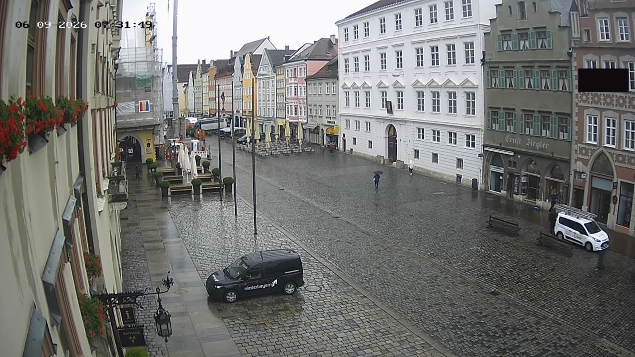 Archiv Foto Webcam Landshut: Blick vom Rathaus auf die Residenz
