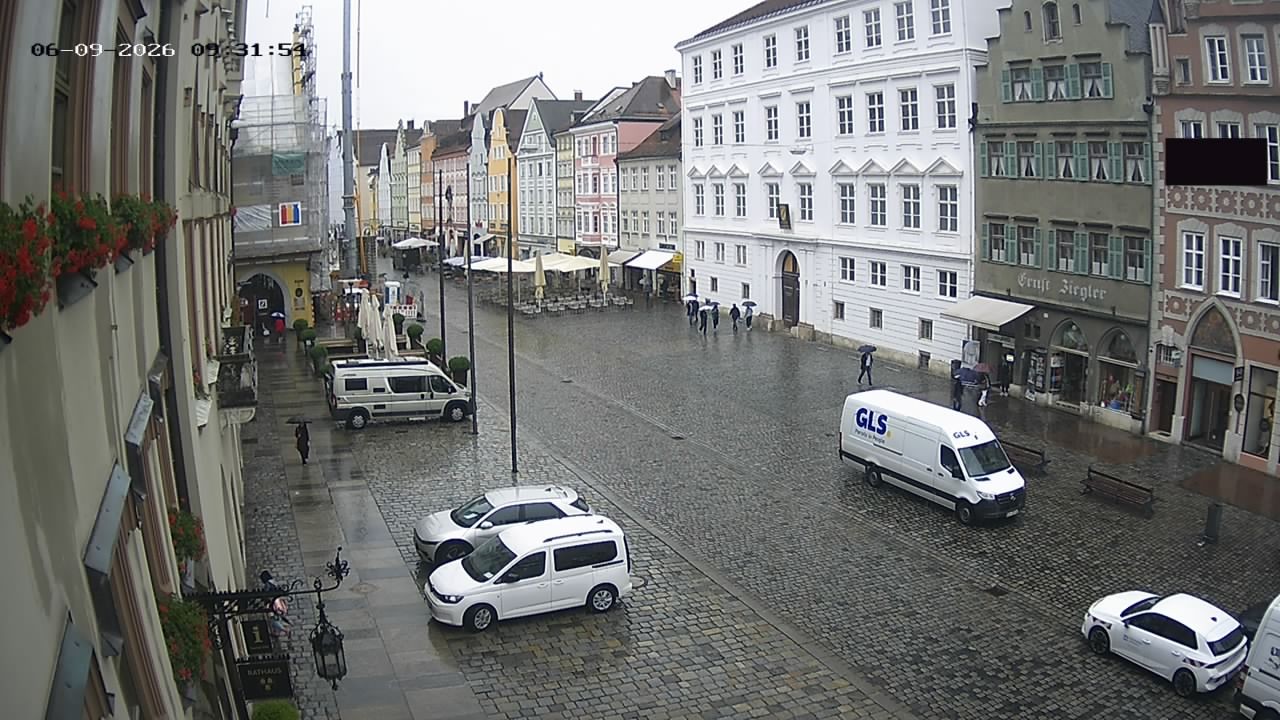 Archiv Foto Webcam Landshut: Blick vom Rathaus auf die Residenz