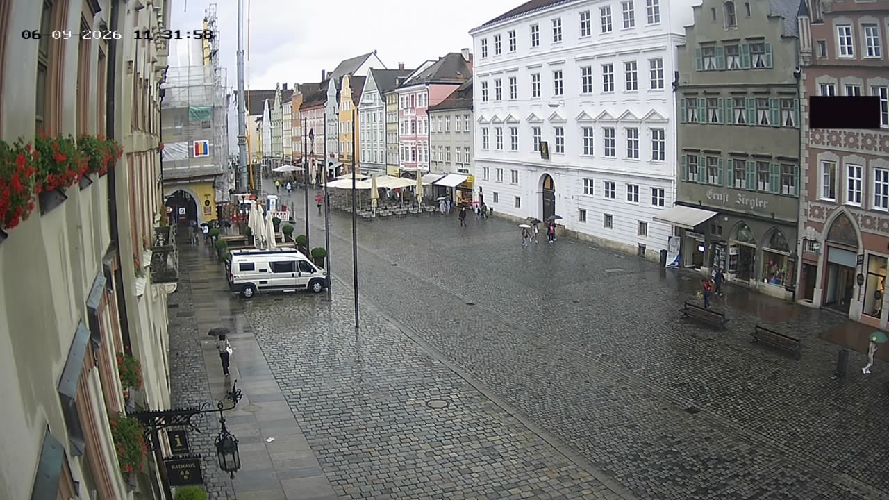 Archiv Foto Webcam Landshut: Blick vom Rathaus auf die Residenz