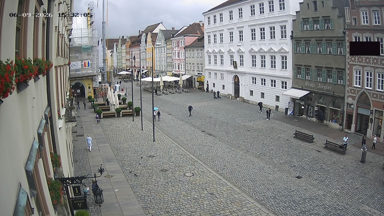 Archiv Foto Webcam Landshut: Blick vom Rathaus auf die Residenz