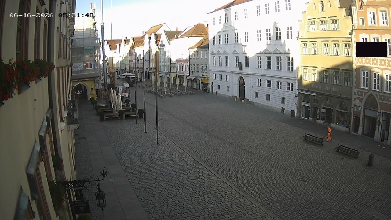Archiv Foto Webcam Landshut: Blick vom Rathaus auf die Residenz