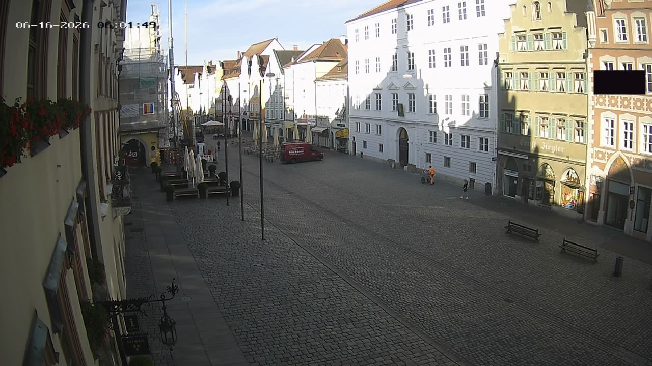 Archiv Foto Webcam Landshut: Blick vom Rathaus auf die Residenz