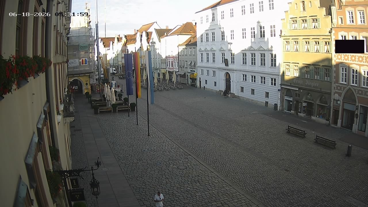 Archiv Foto Webcam Landshut: Blick vom Rathaus auf die Residenz