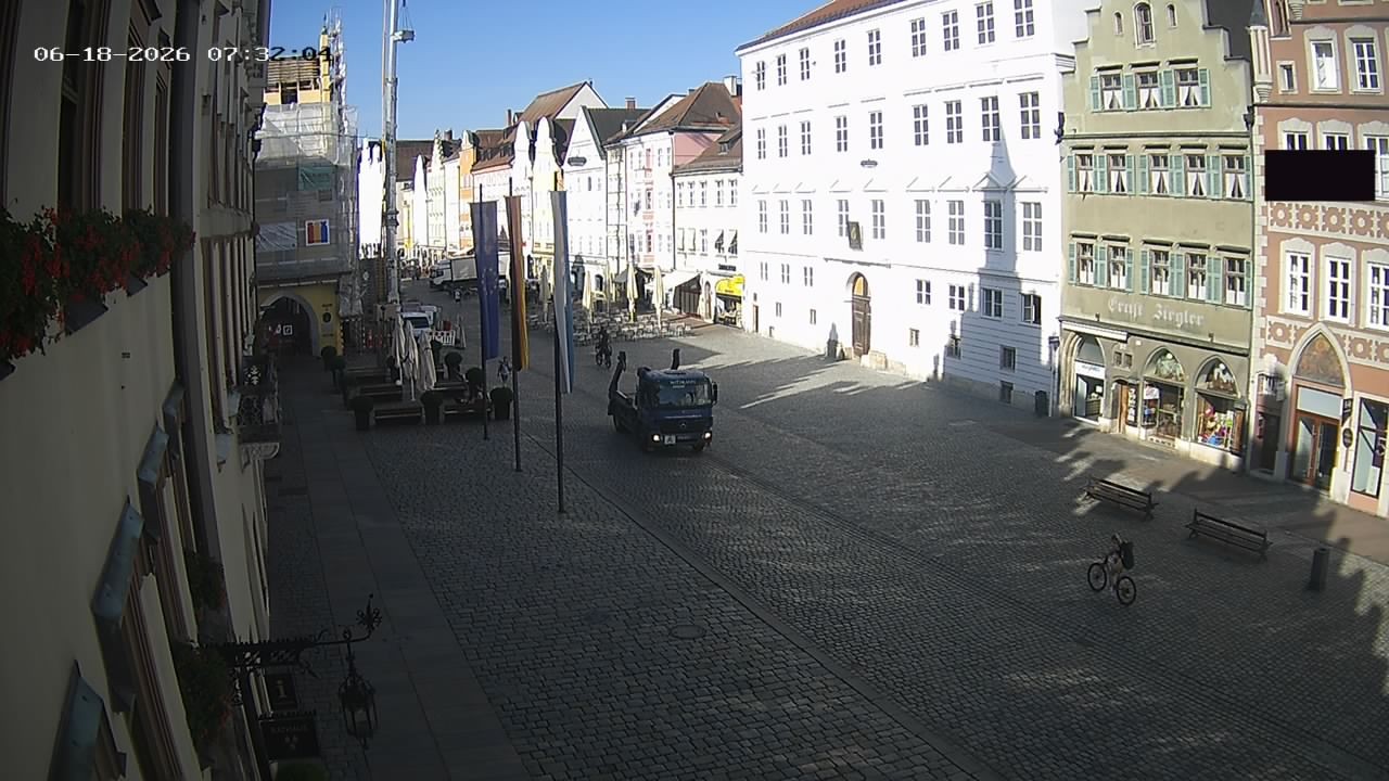 Archiv Foto Webcam Landshut: Blick vom Rathaus auf die Residenz