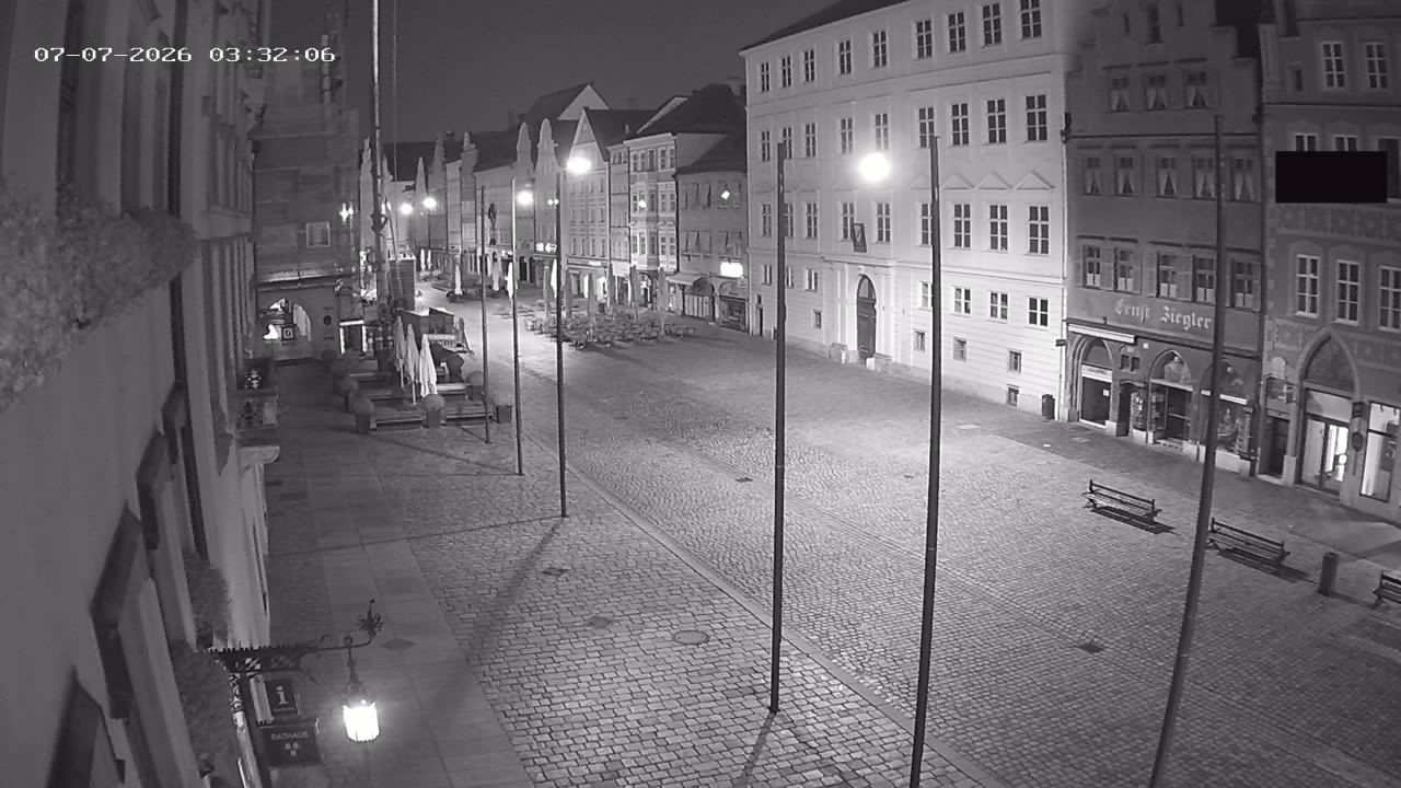 Archiv Foto Webcam Landshut: Blick vom Rathaus auf die Residenz