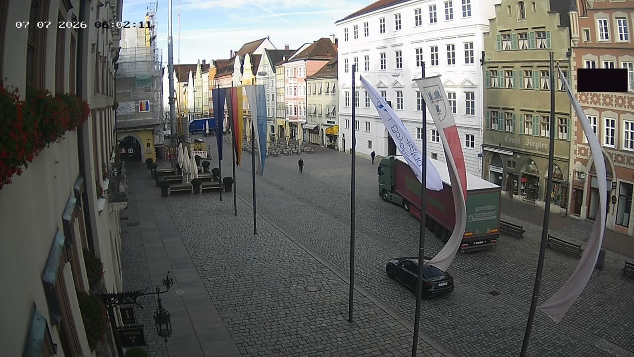 Archiv Foto Webcam Landshut: Blick vom Rathaus auf die Residenz