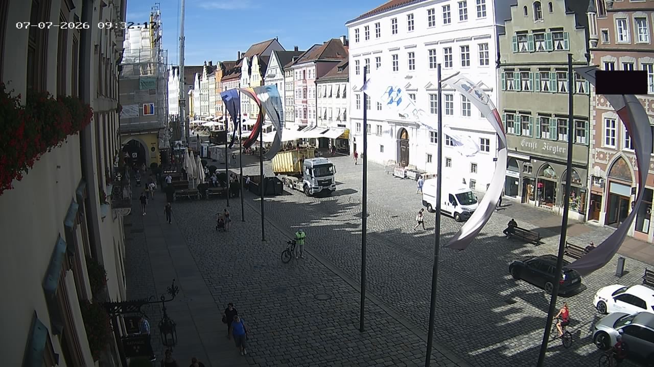 Archiv Foto Webcam Landshut: Blick vom Rathaus auf die Residenz
