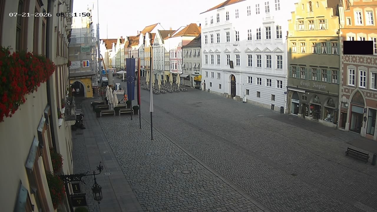 Archiv Foto Webcam Landshut: Blick vom Rathaus auf die Residenz