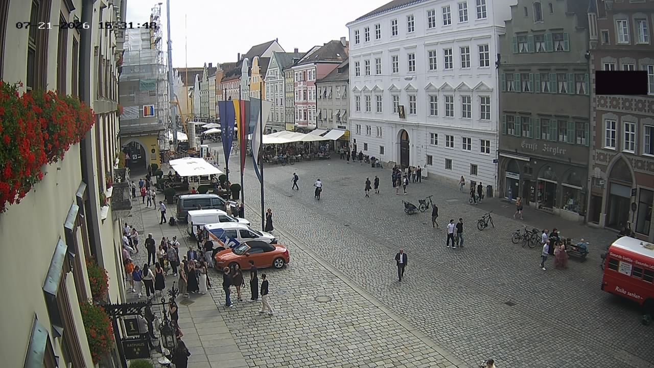 Archiv Foto Webcam Landshut: Blick vom Rathaus auf die Residenz