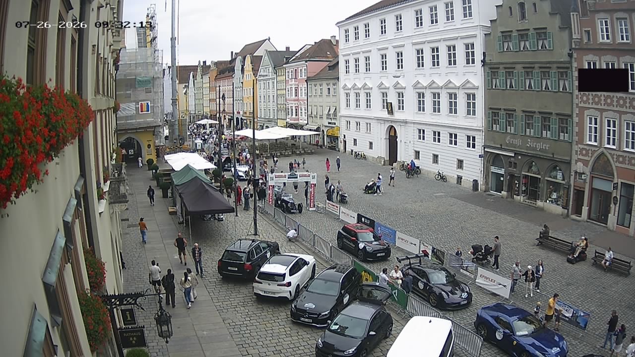 Archiv Foto Webcam Landshut: Blick vom Rathaus auf die Residenz