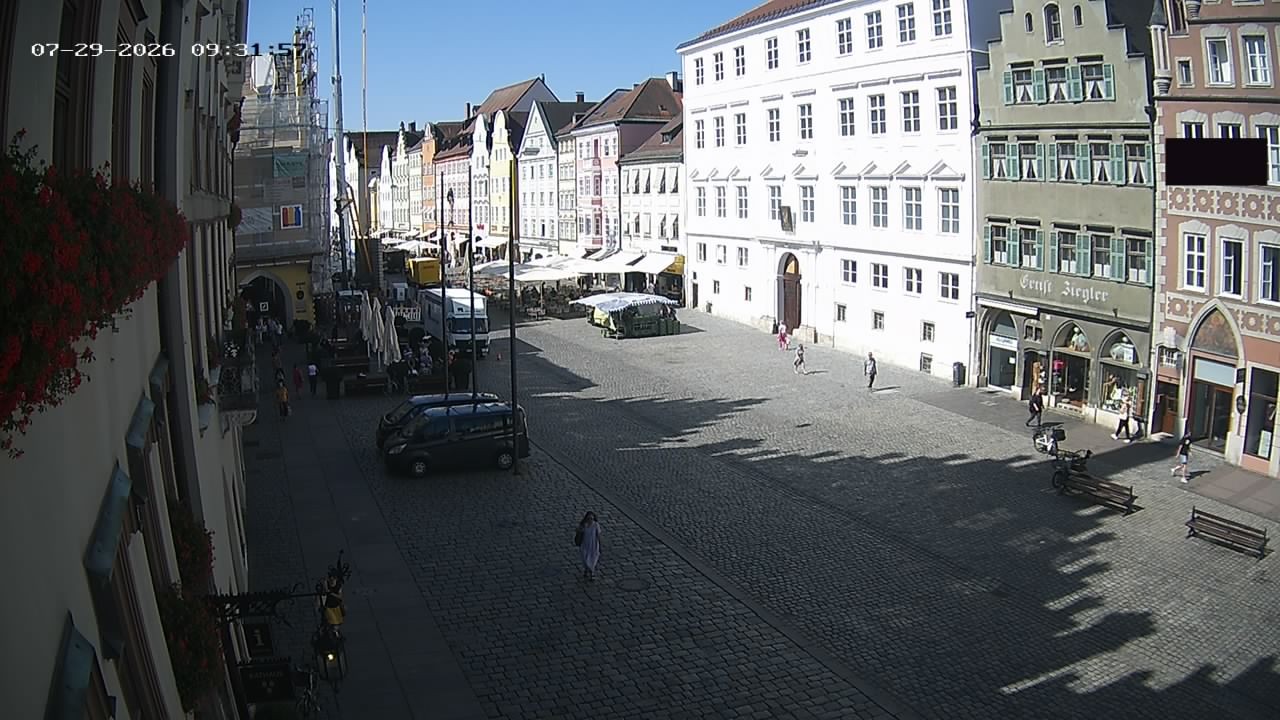 Archiv Foto Webcam Landshut: Blick vom Rathaus auf die Residenz