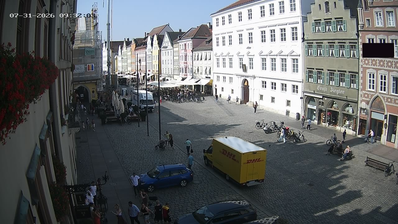 Archiv Foto Webcam Landshut: Blick vom Rathaus auf die Residenz