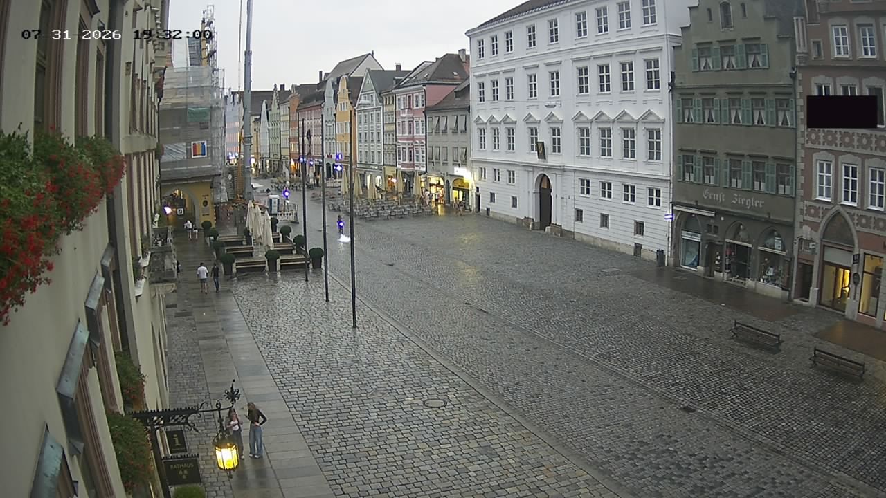 Archiv Foto Webcam Landshut: Blick vom Rathaus auf die Residenz