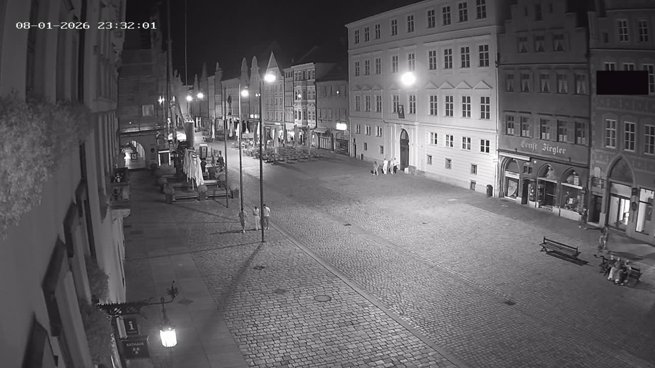 Archiv Foto Webcam Landshut: Blick vom Rathaus auf die Residenz